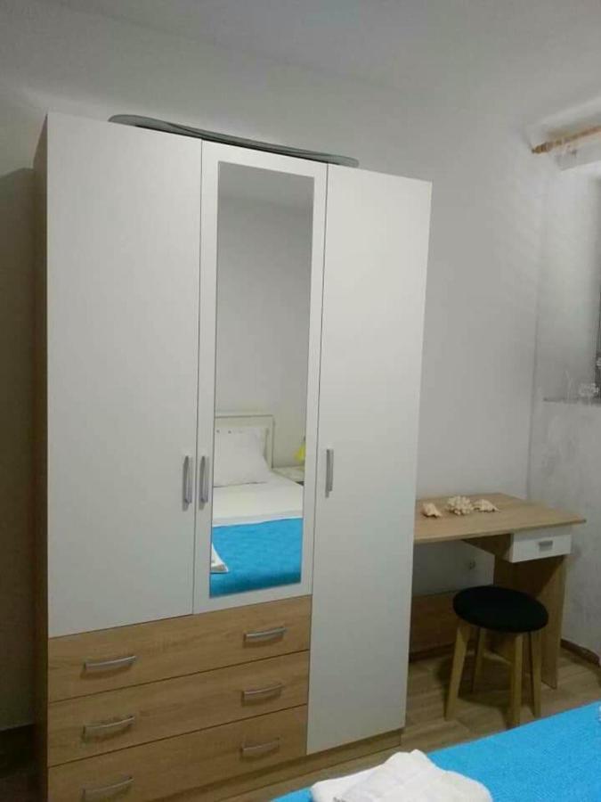 Apartmani Ruzmarin - Seget Donji, Трогир Экстерьер фото