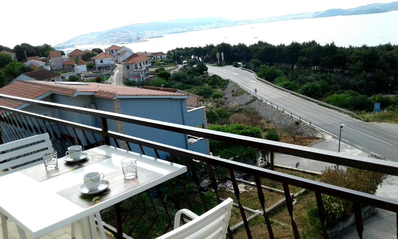 Apartmani Ruzmarin - Seget Donji, Трогир Экстерьер фото