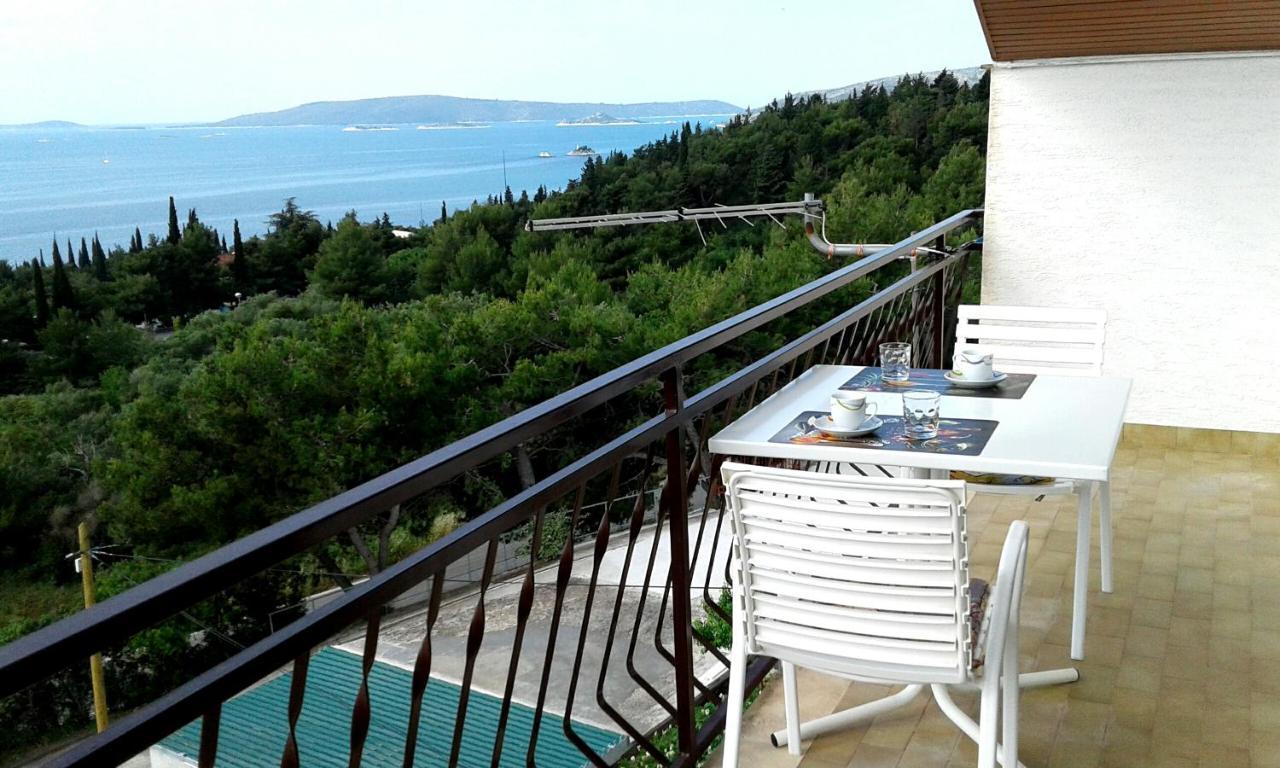 Apartmani Ruzmarin - Seget Donji, Трогир Экстерьер фото