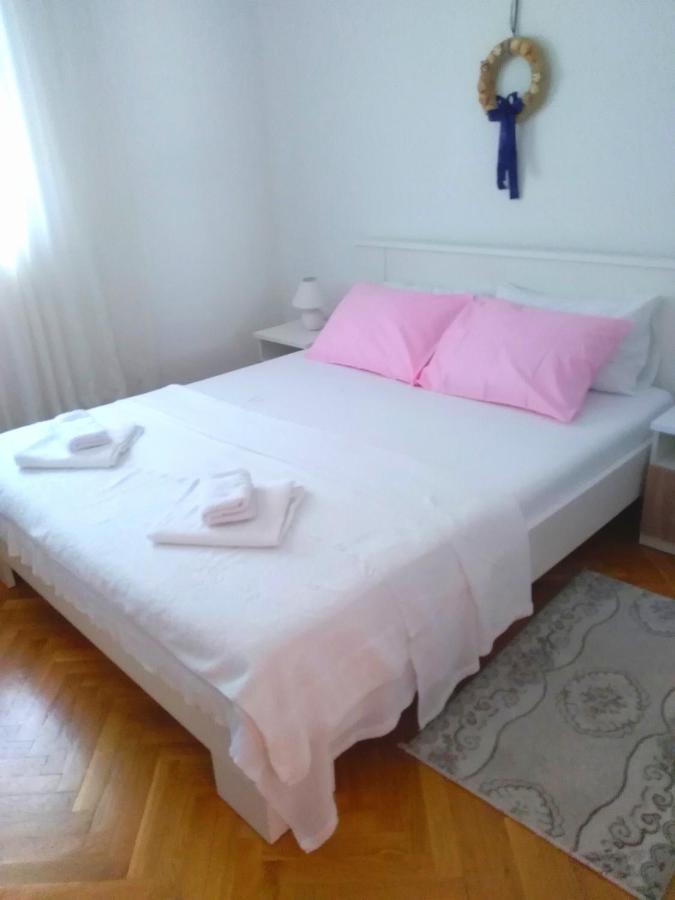 Apartmani Ruzmarin - Seget Donji, Трогир Экстерьер фото